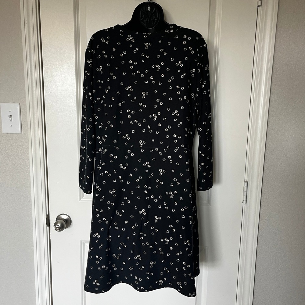 Womens Arizona XXL Black Floral V-Neck Long Sleeve Dress - Picture 3 of 8